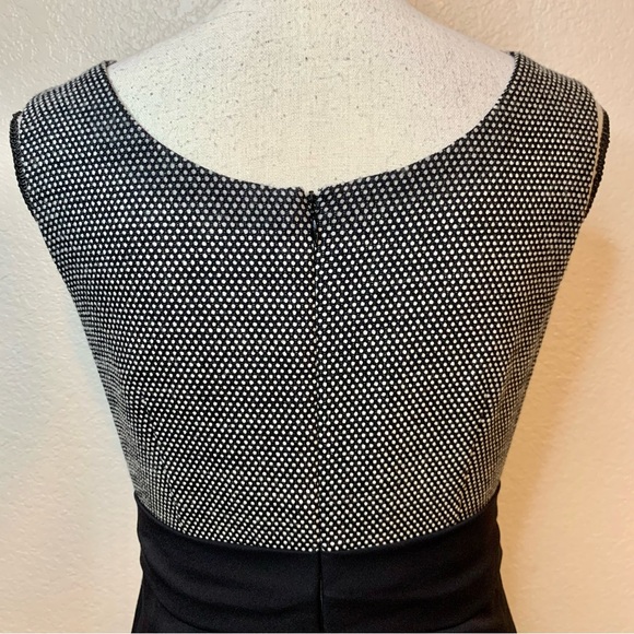 Akris Punto Sheath Dress Black With White Polka Dots Waist Sash 99% Wool Size 6 - Picture 9 of 16